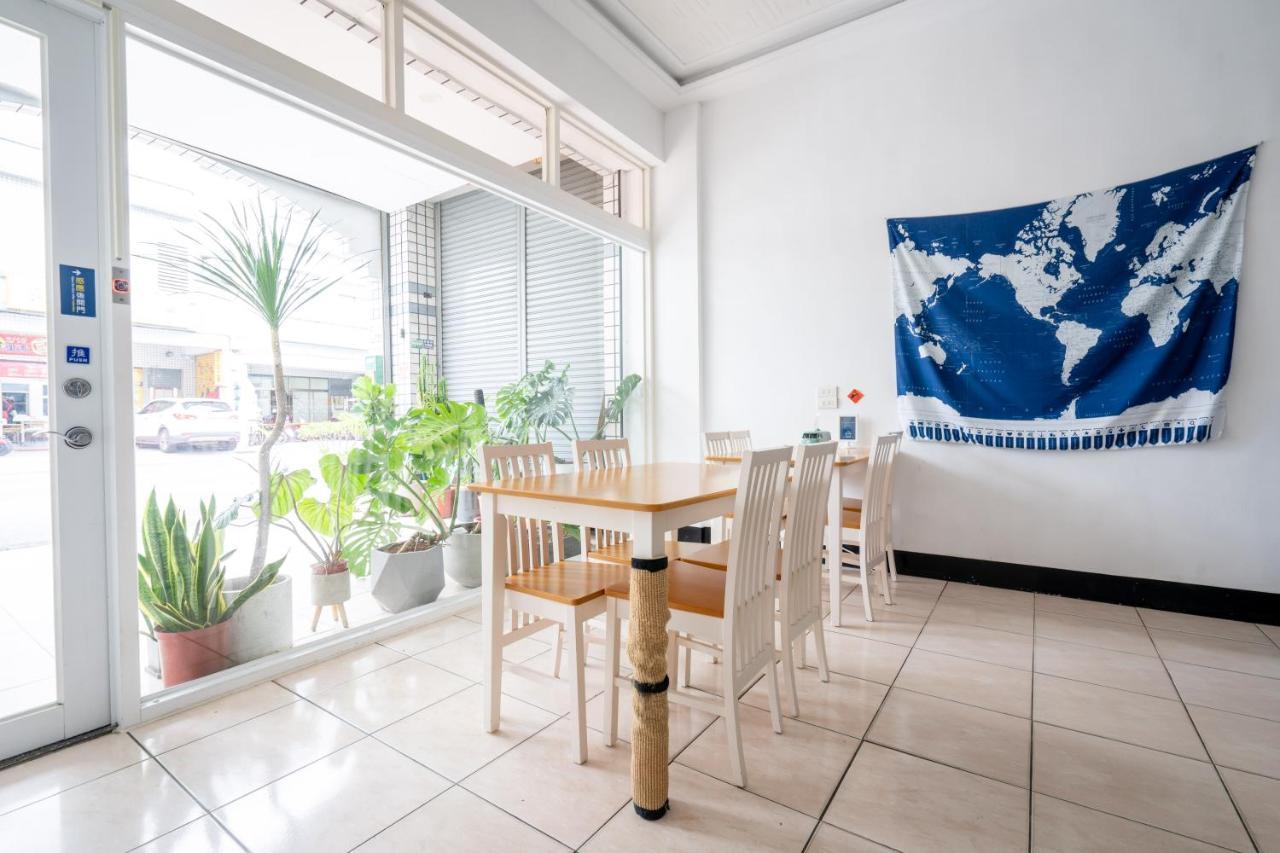 Utopia Hostel T'ai-tung エクステリア 写真