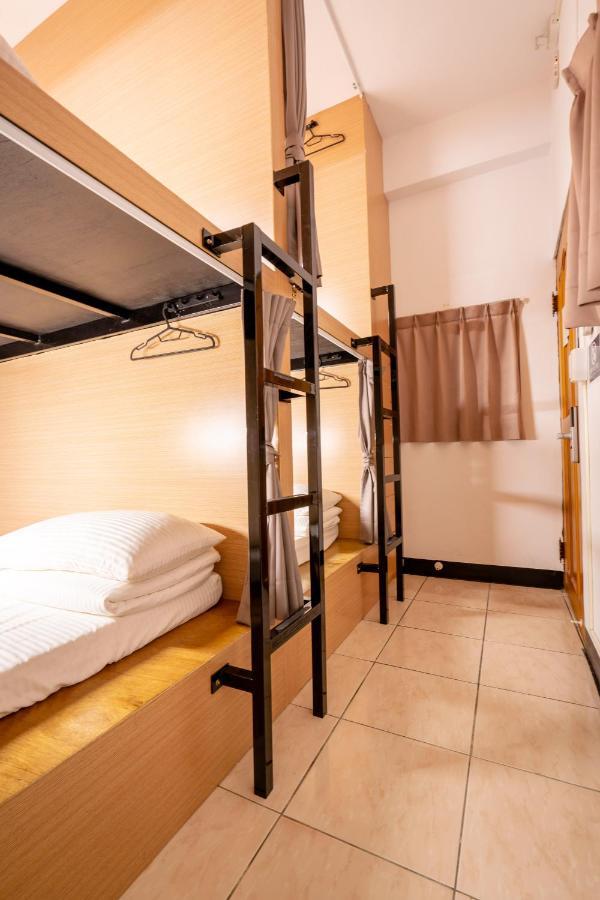 Utopia Hostel T'ai-tung エクステリア 写真
