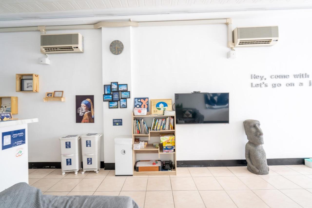 Utopia Hostel T'ai-tung エクステリア 写真