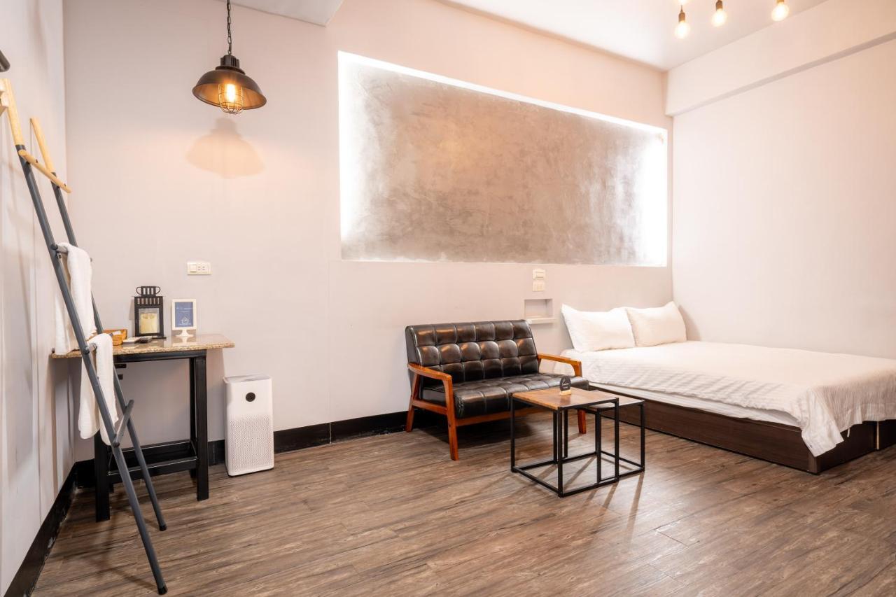 Utopia Hostel T'ai-tung エクステリア 写真